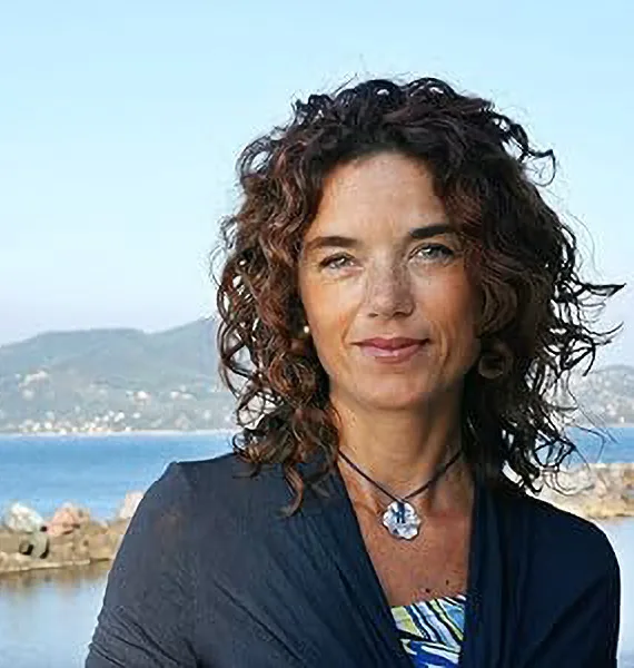 Valeria Corciolani autrice